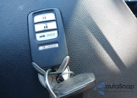 2020 Honda Accord Lx z USA, uszkodzony, nr VIN 1HGCV1F16LA077556